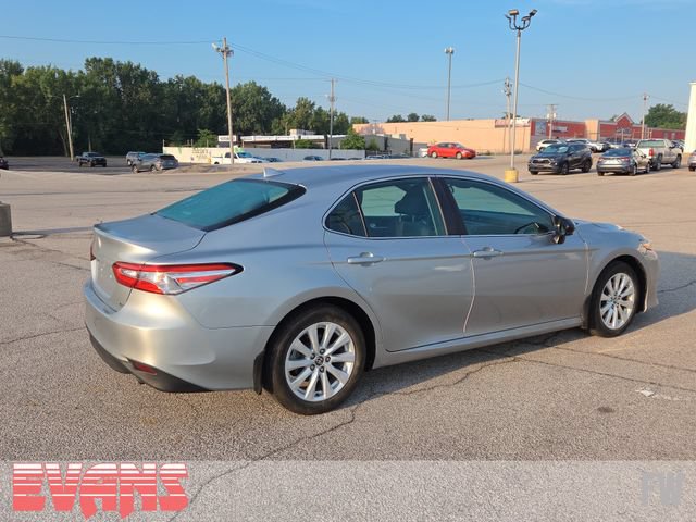 Used 2020 Toyota Camry LE FWD image 22