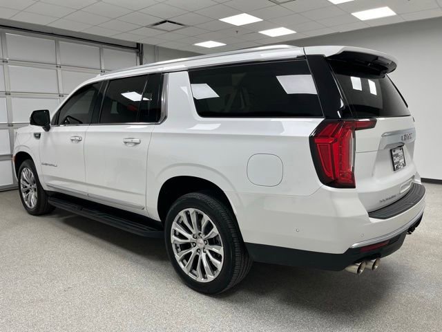 Used 2024 GMC Yukon XL Denali w/ Advanced Technology Package AWD/4WD image 7