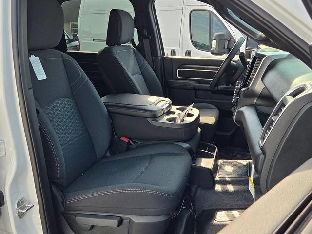 New 2026 RAM 3500 Big Horn AWD/4WD image 18