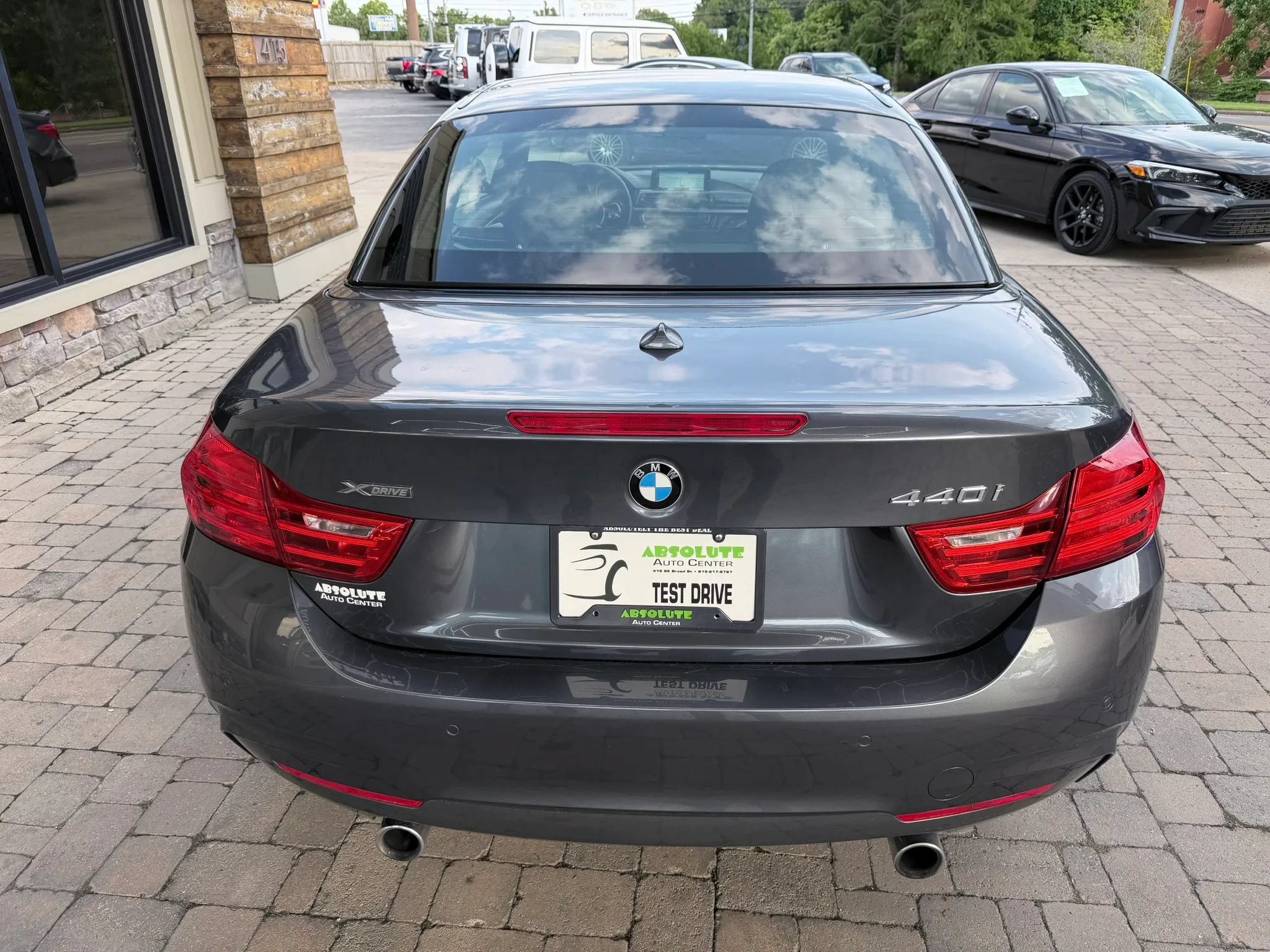 Used 2017 BMW 440i xDrive Convertible AWD/4WD image 16