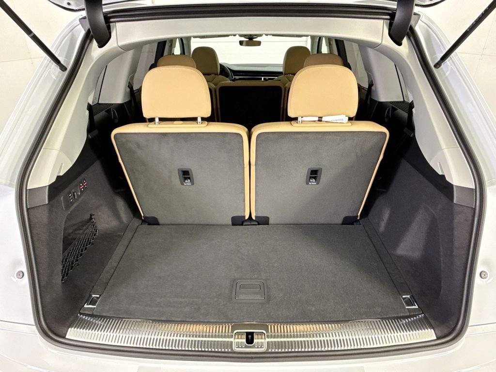 New 2026 Audi Q7 3.0T Prestige image 29