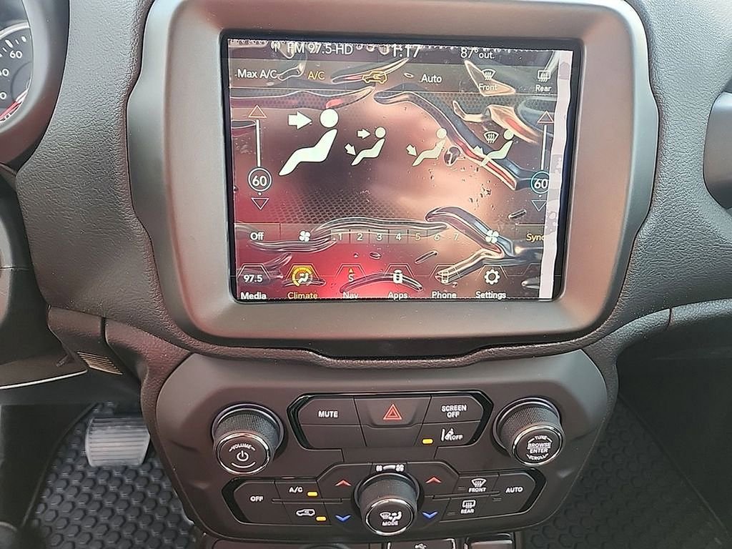 Used 2023 Jeep Renegade Trailhawk AWD/4WD image 14