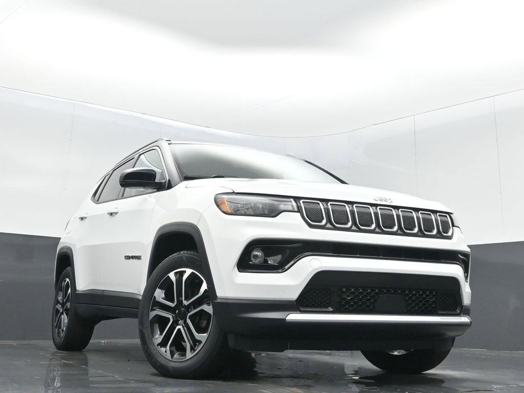 Certified 2022 Jeep Compass Limited image 27