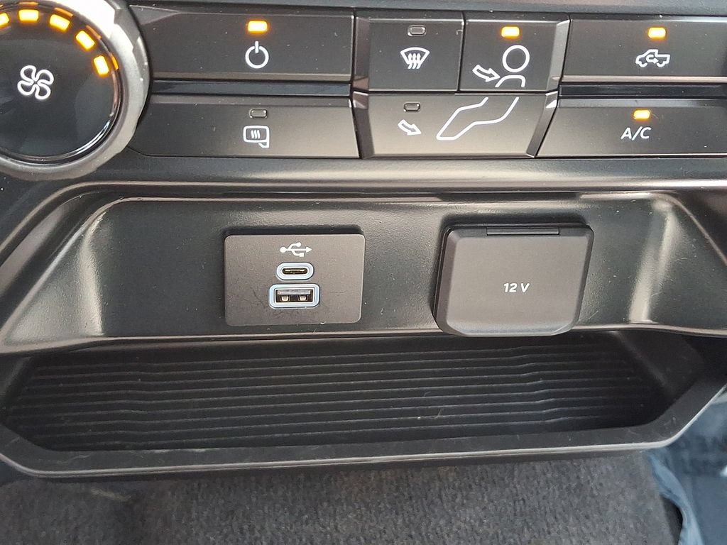 Used 2025 Ford F250 XLT AWD/4WD image 25