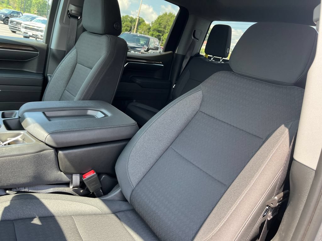 Used 2023 Chevrolet Silverado 1500 LT AWD/4WD image 13