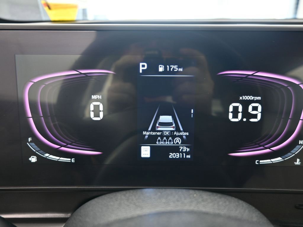 Used 2024 Kia Sportage EX image 31