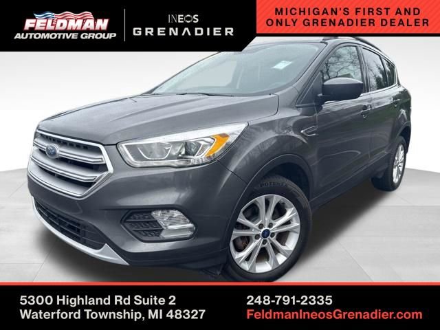 Used 2017 Ford Escape SE w/ Equipment Group 201A image 1