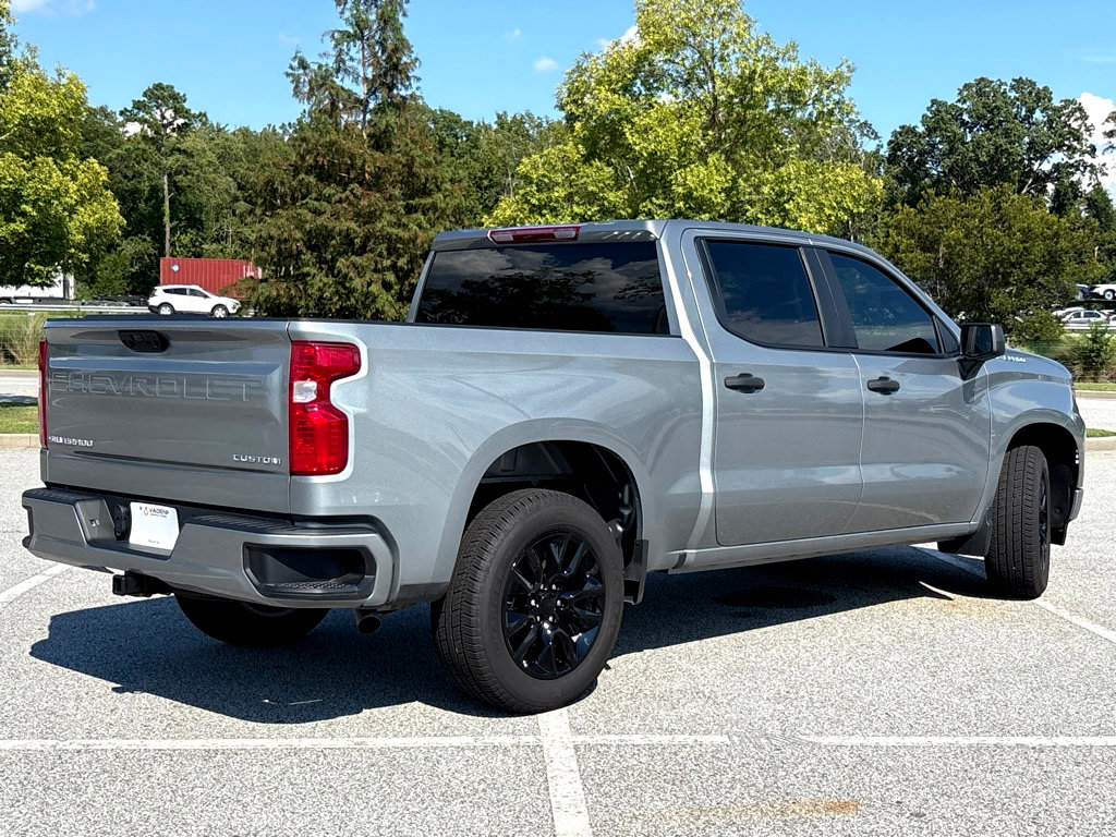 Used 2025 Chevrolet Silverado 1500 Custom image 22