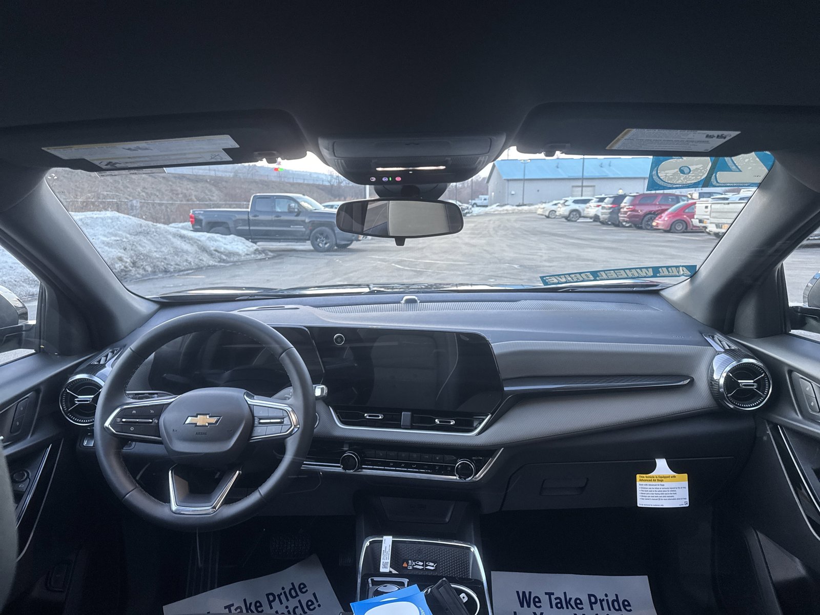 New 2026 Chevrolet Equinox LT w/ Convenience Package II image 8