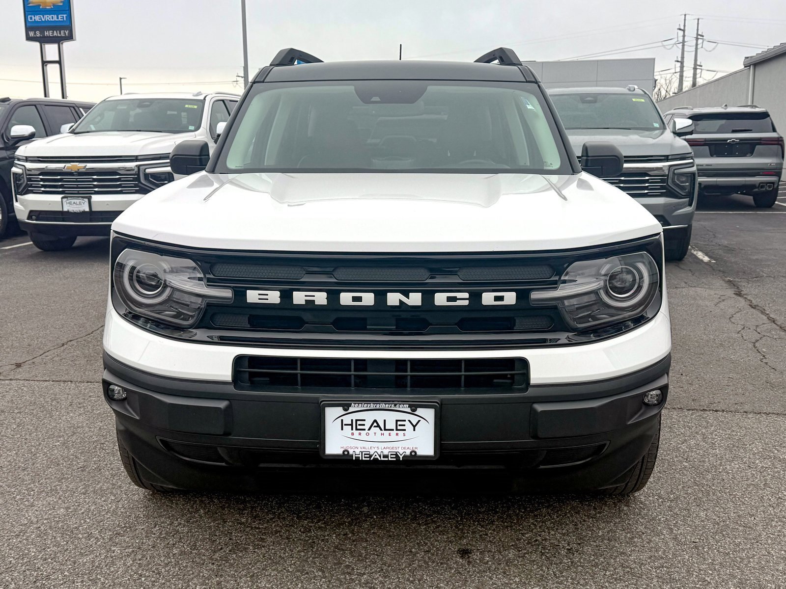 Used 2024 Ford Bronco Sport Outer Banks image 2