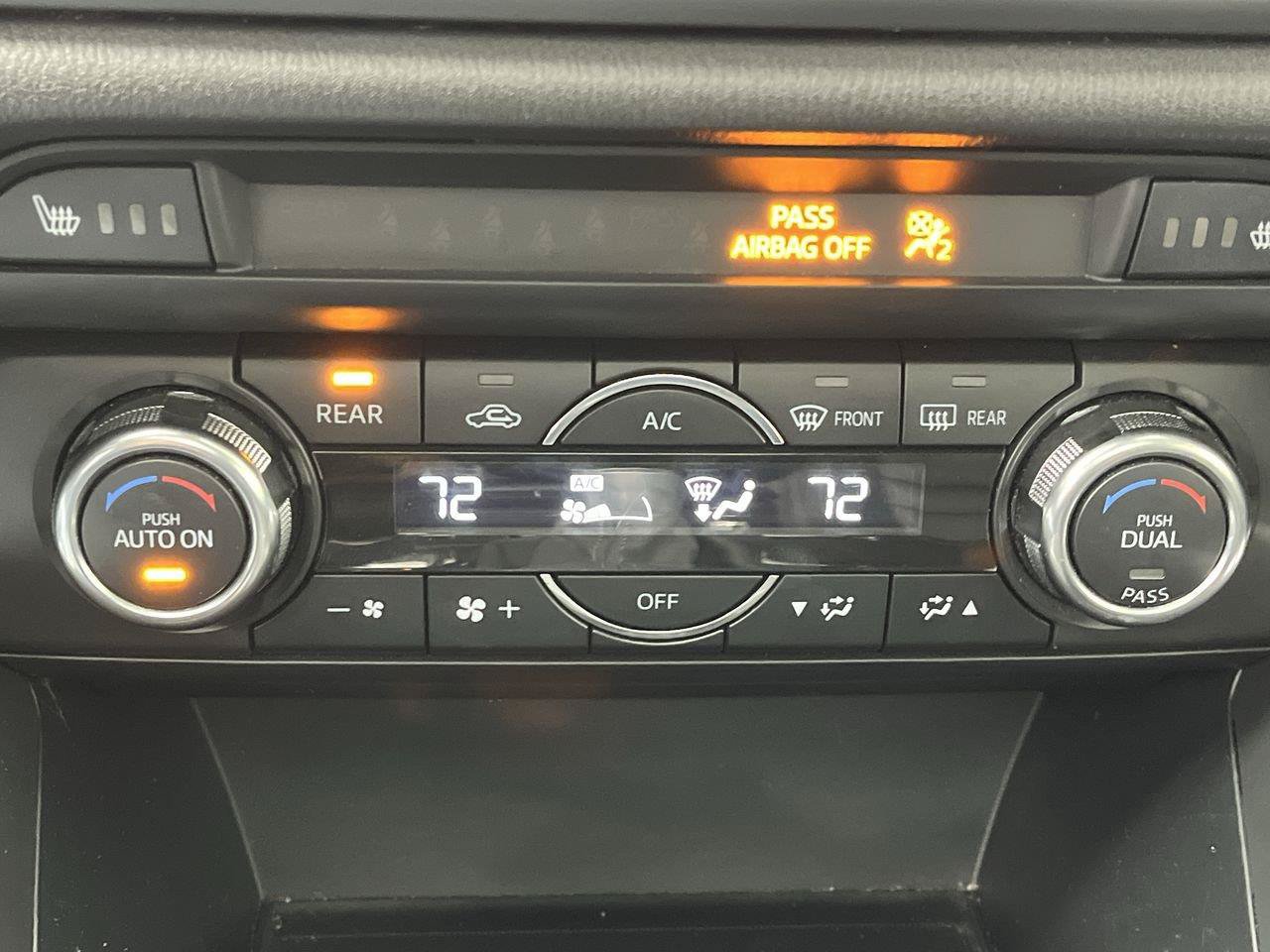 Used 2018 MAZDA CX-9 Touring w/ Touring Premium Package AWD/4WD image 21