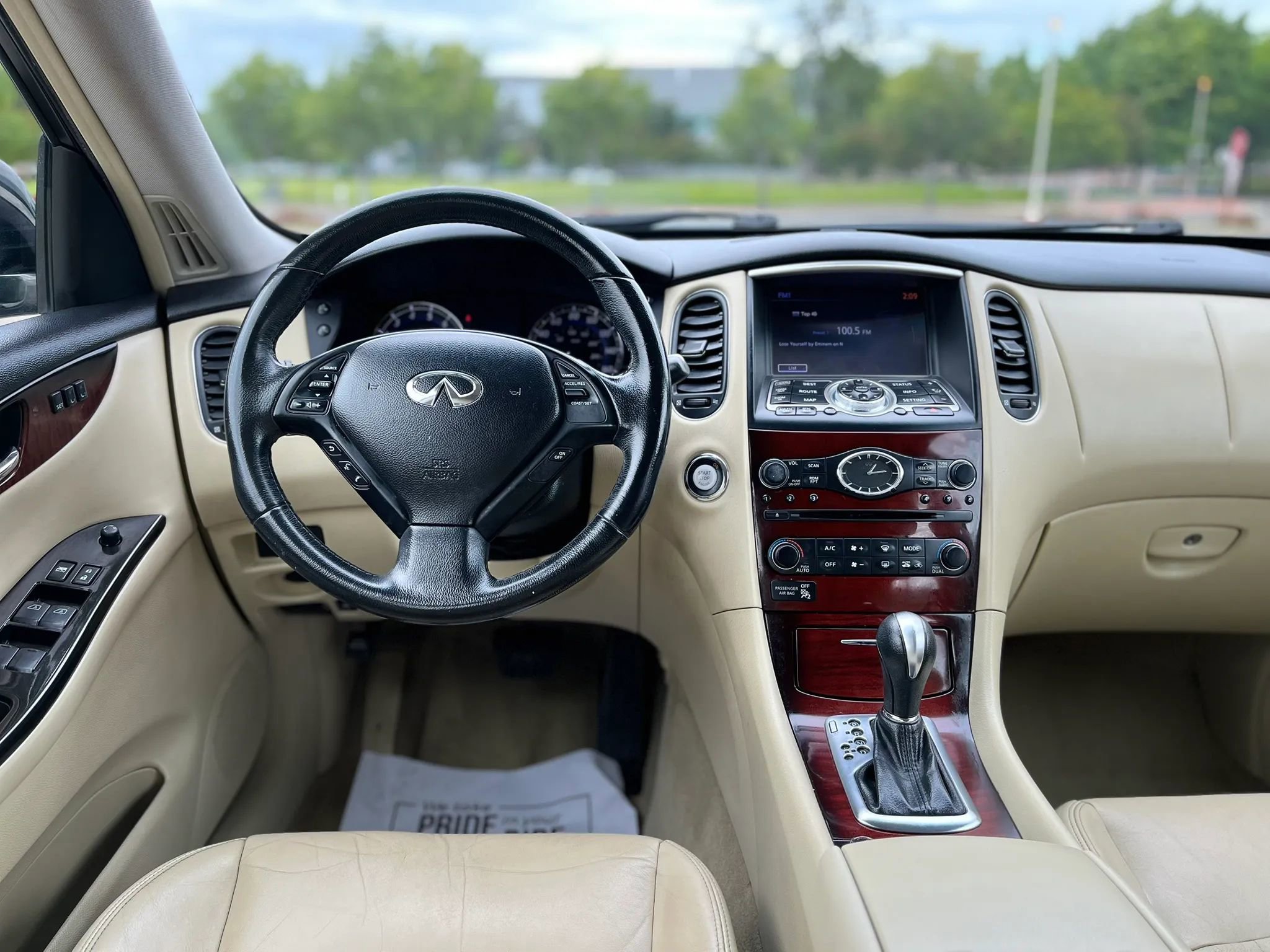 Used 2016 INFINITI QX50 2WD w/ Premium Plus Package image 13