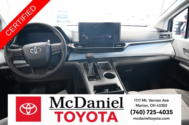 Certified 2025 Toyota Sienna LE AWD/4WD image 14