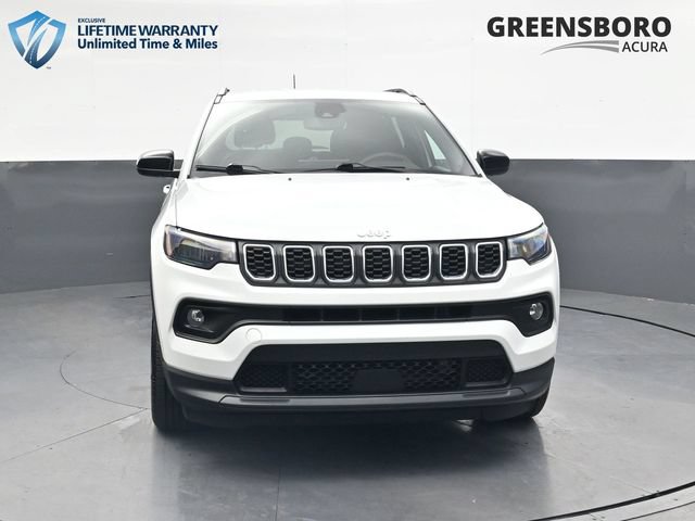 Used 2024 Jeep Compass Latitude AWD/4WD image 12