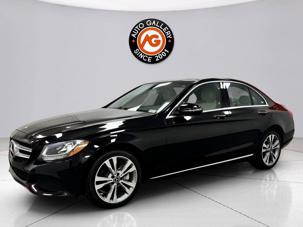 Used 2018 Mercedes-Benz C 300 Sedan image 3