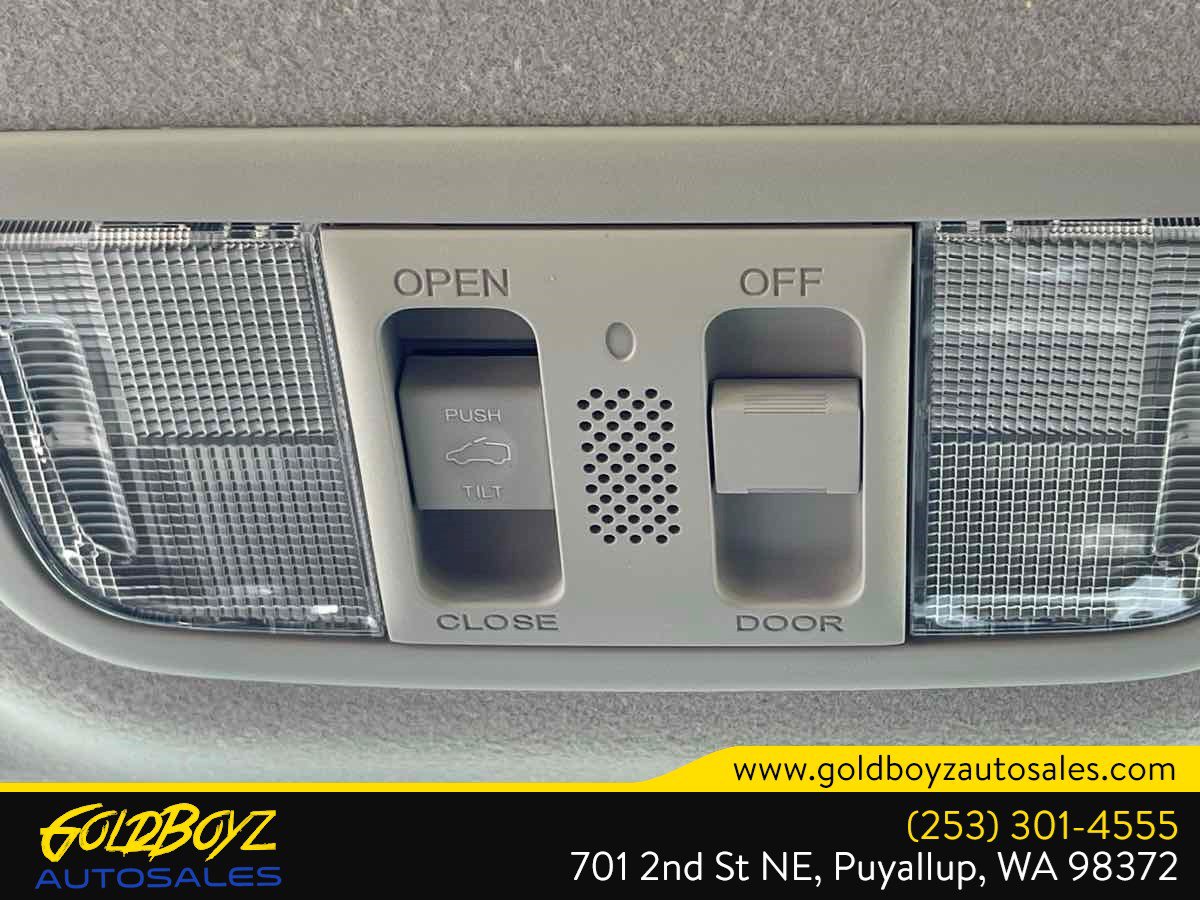 Used 2017 Honda Fit EX image 39