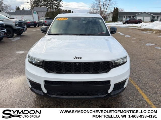 Used 2023 Jeep Grand Cherokee L Limited w/ Luxury Tech Group II image 9