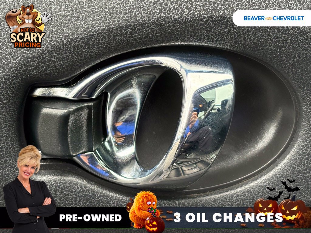 Used 2016 Nissan Versa Note SR FWD image 34