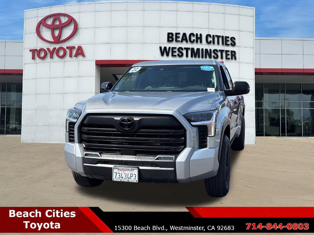 Used 2022 Toyota Tundra SR5 w/ Convenience Package RWD image 5