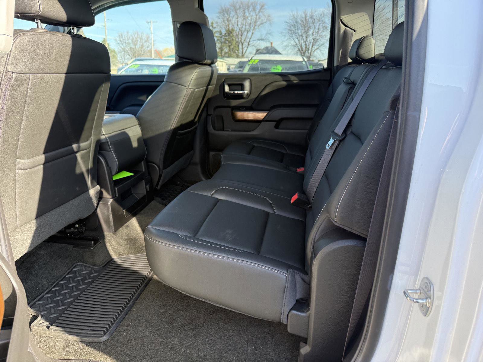 Used 2017 Chevrolet Silverado 1500 LTZ image 3