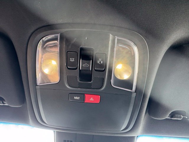 Used 2023 Kia Stinger GT2 AWD/4WD image 18