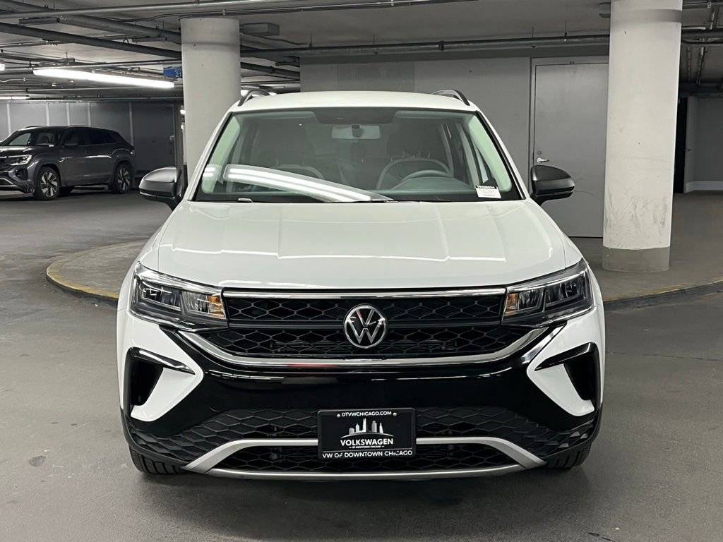 Certified 2022 Volkswagen Taos S image 30