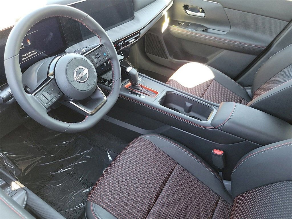 New 2026 Nissan Kicks SR FWD image 9
