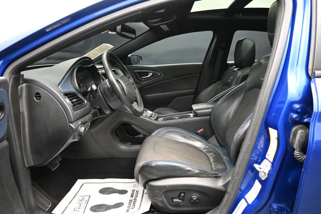 Used 2015 Chrysler 200 S w/ Navigation & Sound Group I FWD image 9