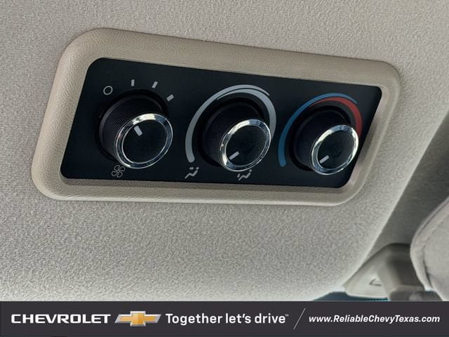 Used 2019 Chevrolet Express 3500 LS RWD image 25