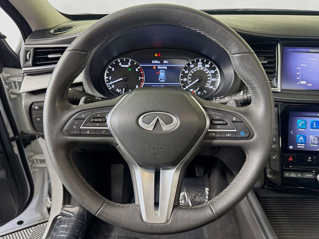 Used 2021 INFINITI QX50 Luxe FWD image 11