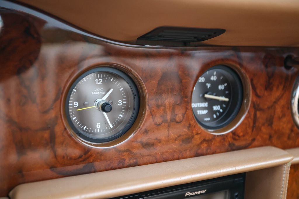 Used 1989 Rolls-Royce Corniche II RWD image 25