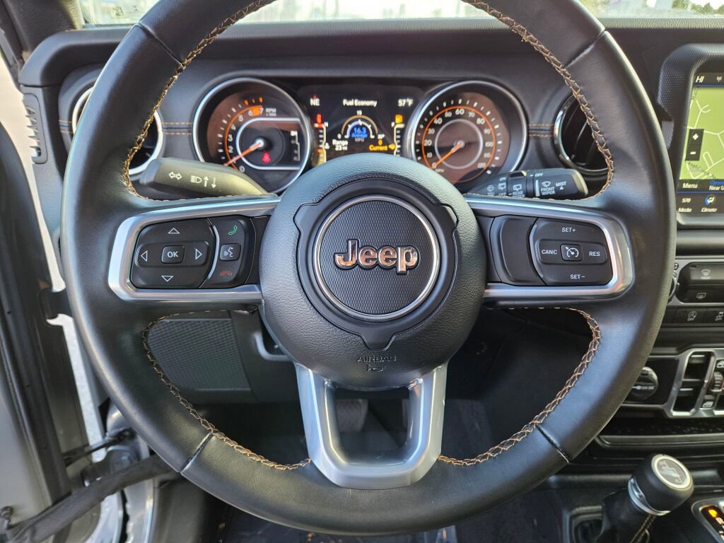 Used 2022 Jeep Wrangler Unlimited Sahara image 24