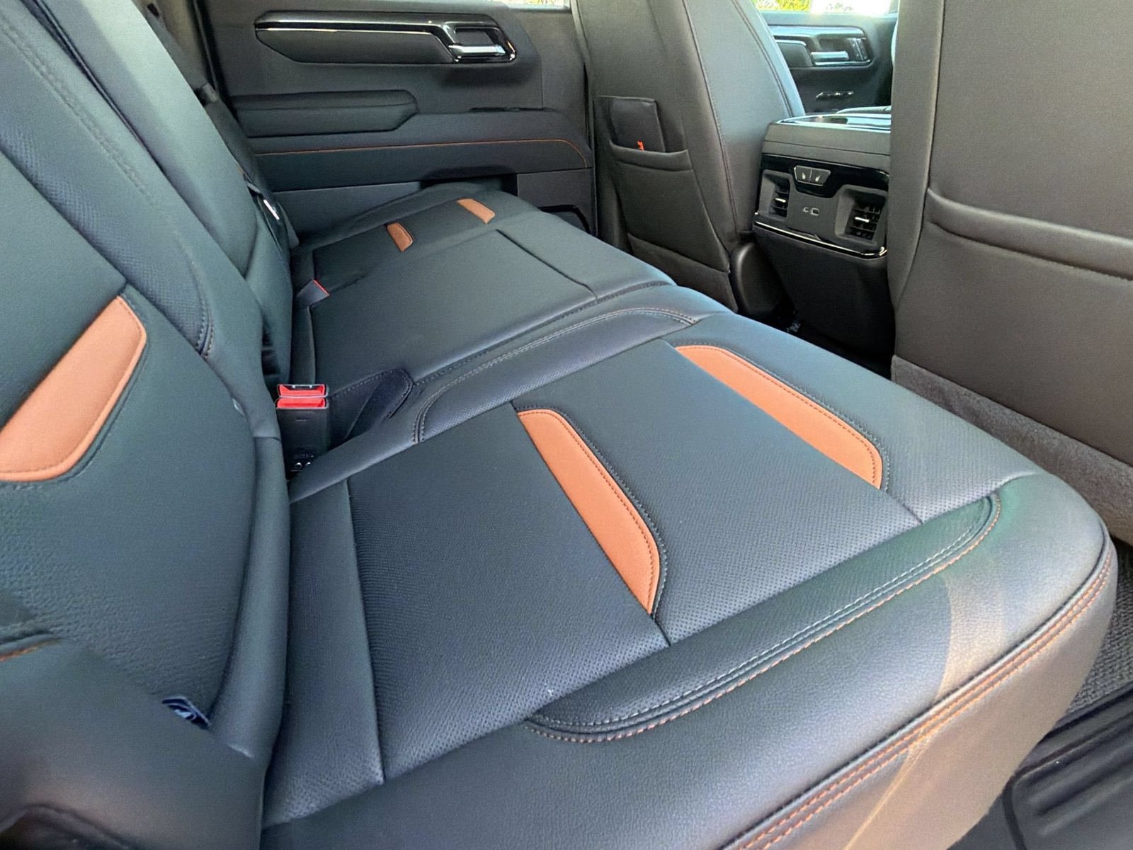 New 2026 GMC Sierra 1500 AT4 w/ AT4 Premium Package AWD/4WD image 29