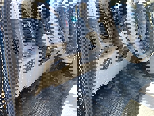 Used 2022 Ford F350 XL w/ Power Equipment Group image 16