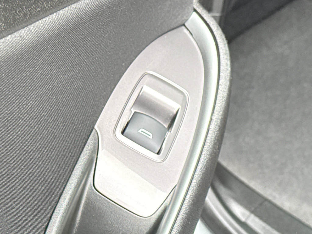 Used 2024 Chevrolet Malibu LT FWD image 30