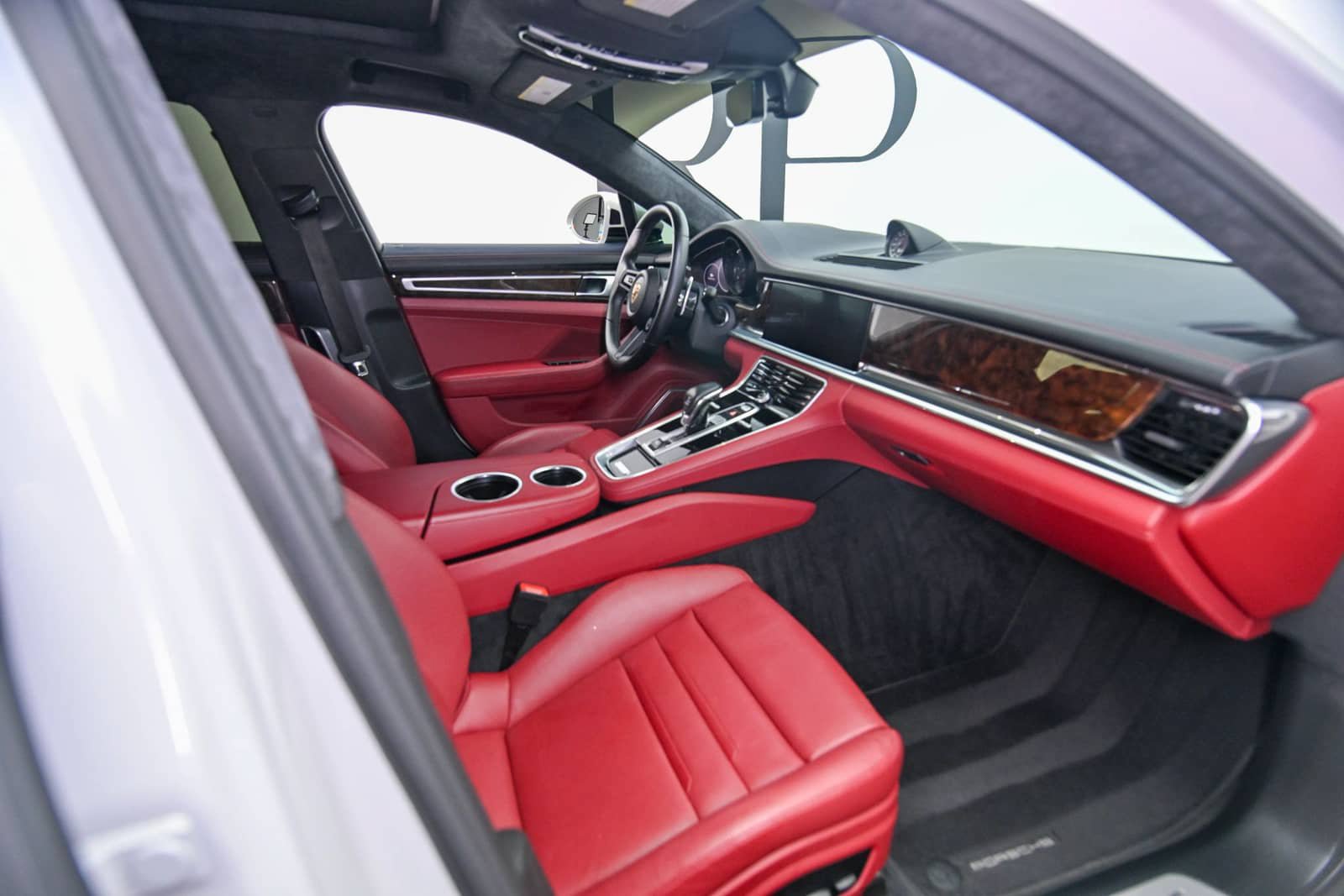 Used 2023 Porsche Panamera Turbo S Executive AWD/4WD image 19