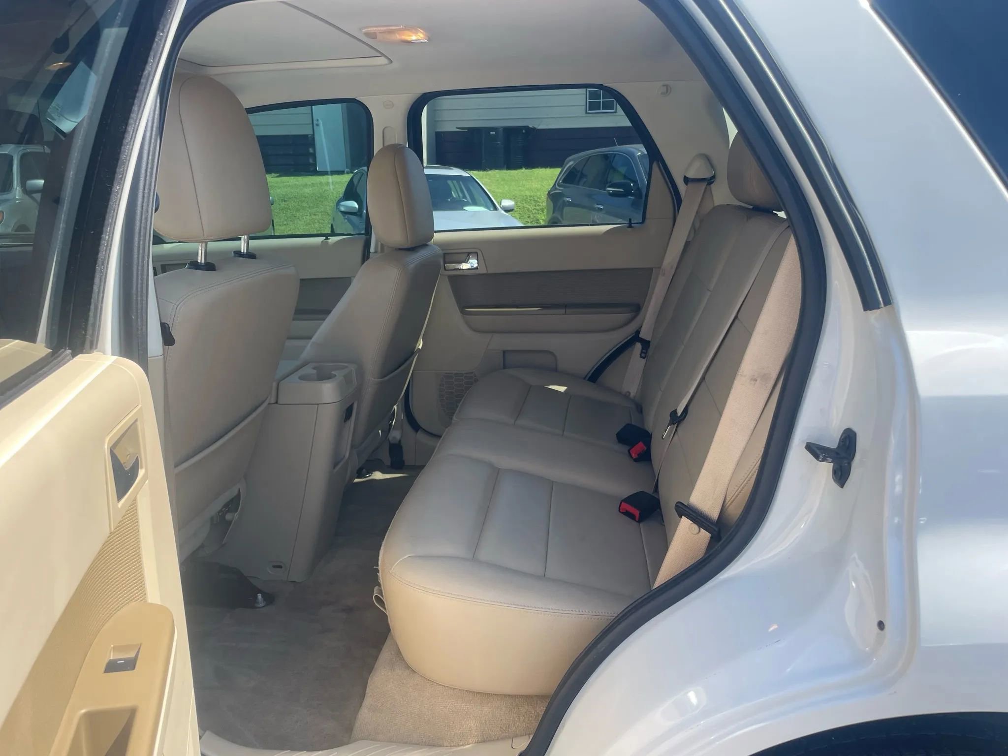 Used 2012 Ford Escape Limited FWD image 5