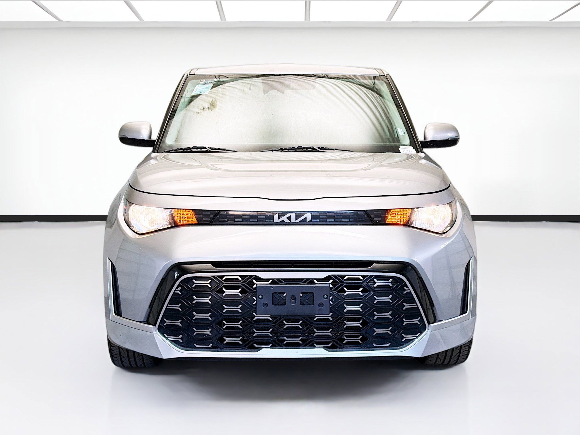 Used 2023 Kia Soul GT-Line image 2
