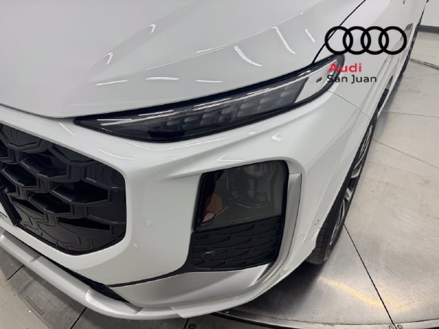 New 2026 Audi Q3 quattro 2.0T AWD/4WD image 5