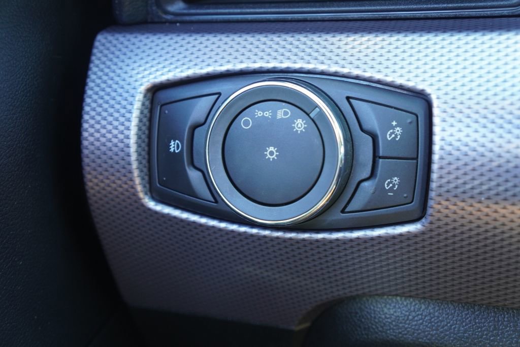 Used 2017 Ford Mustang EcoBoost image 18