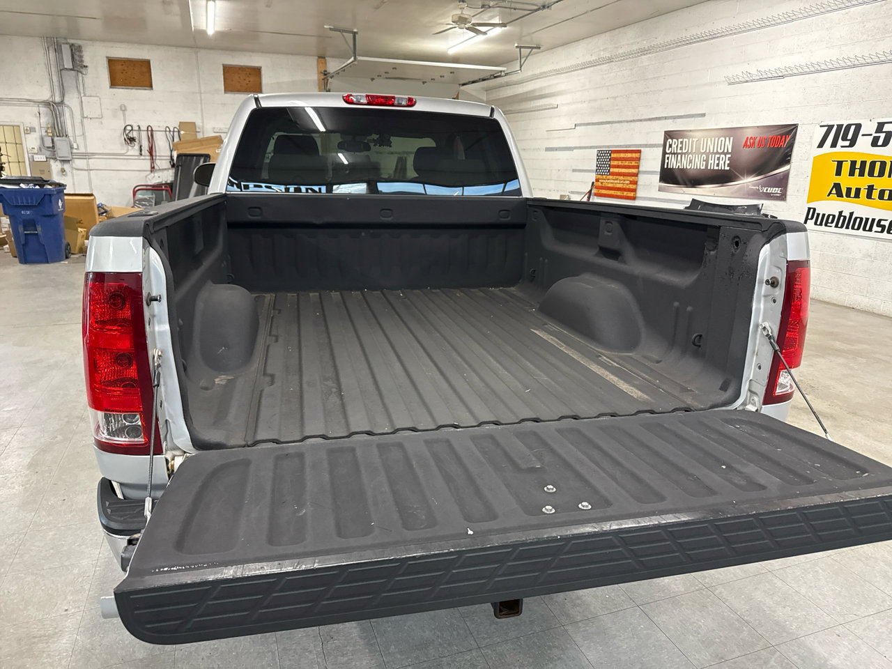 Used 2010 GMC Sierra 1500 SLE w/ Texas Edition image 83