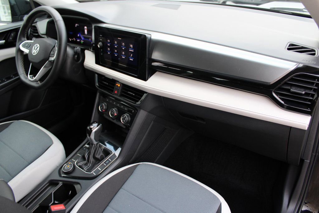 Certified 2025 Volkswagen Taos S image 26