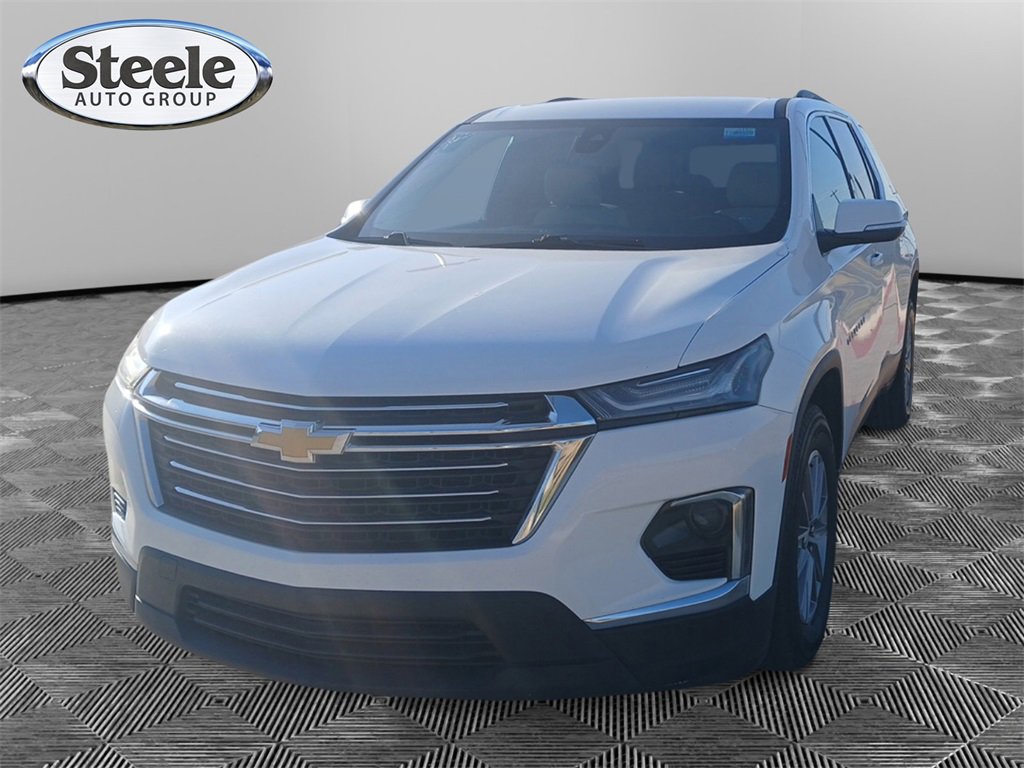 Used 2022 Chevrolet Traverse LT