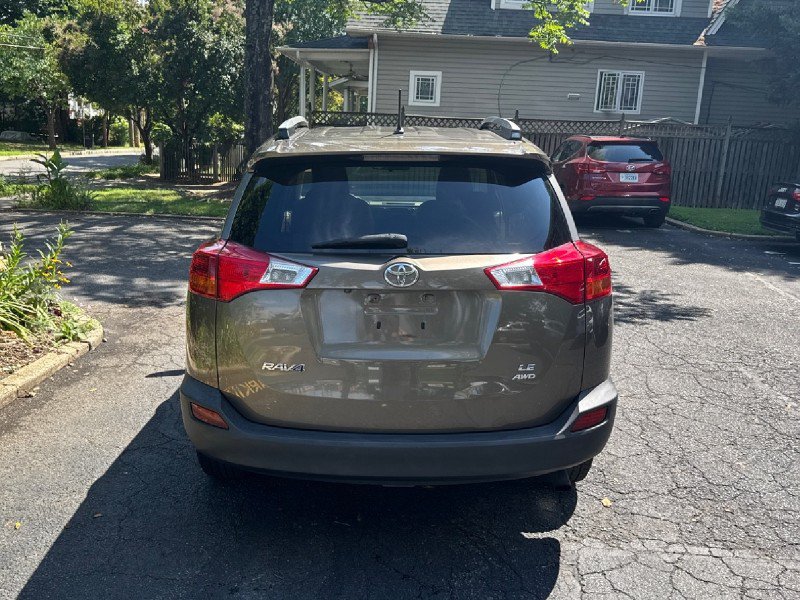 Used 2013 Toyota RAV4 LE AWD/4WD image 9