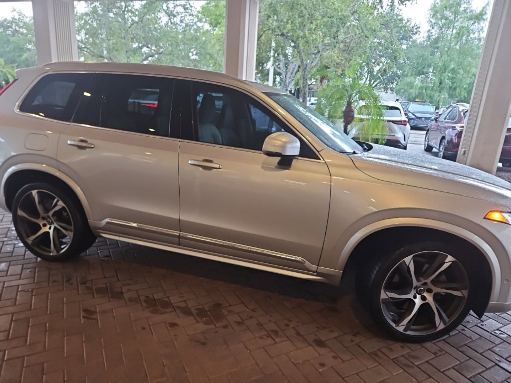 Used 2022 Volvo XC90 T6 Inscription w/ Advanced Package AWD/4WD image 5