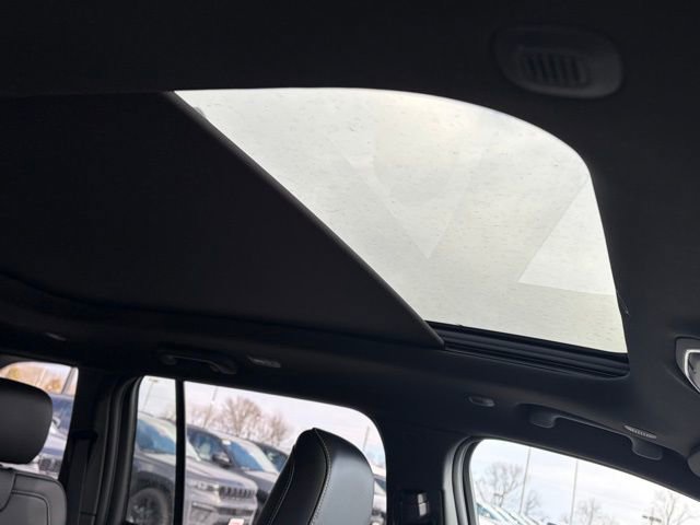 New 2026 Jeep Grand Cherokee Limited w/ Limited Altitude Package image 31