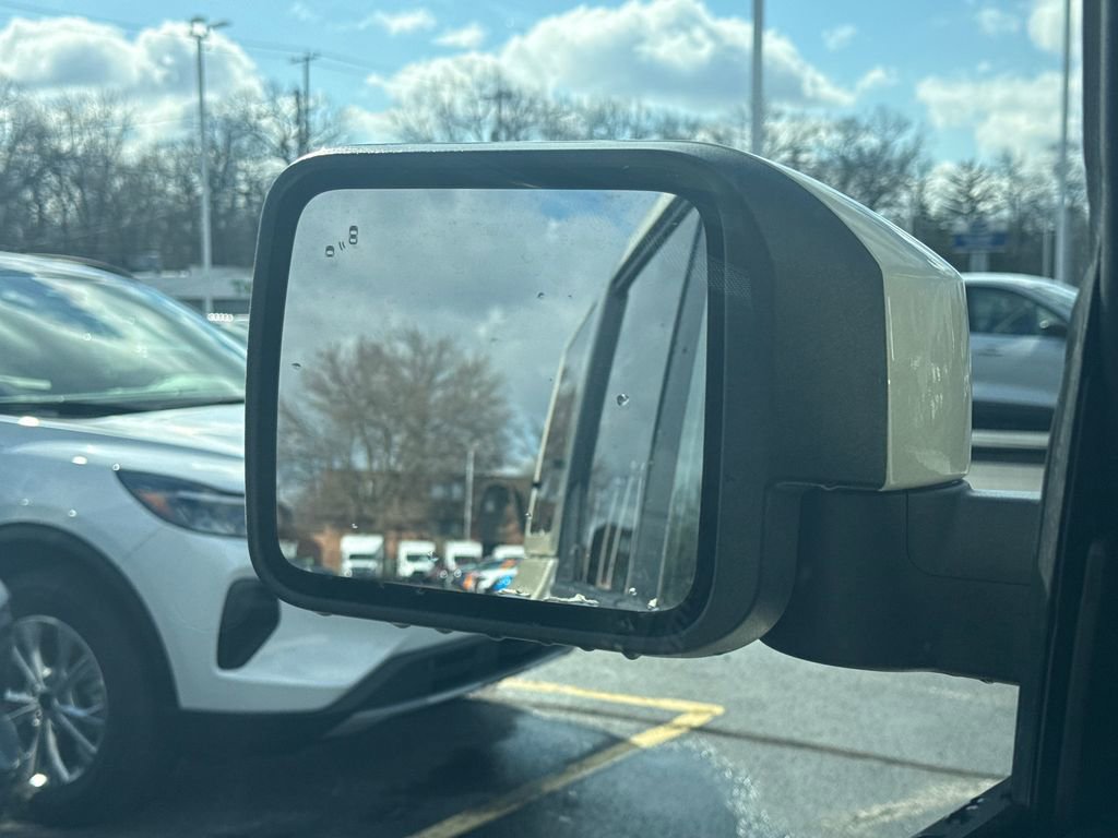 Used 2025 Ford Bronco Outer Banks image 44