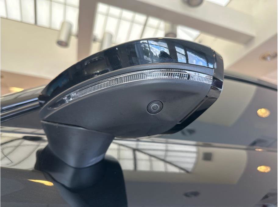 Used 2022 Audi e-tron GT Prestige w/ Prestige Package image 36