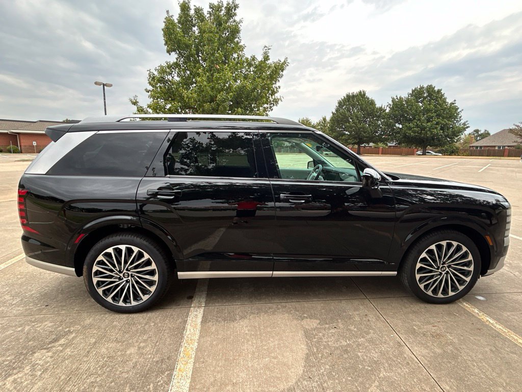 Used 2026 Hyundai Palisade Calligraphy AWD/4WD image 11