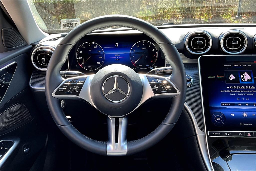 Used 2025 Mercedes-Benz C 300 4MATIC Sedan image 5